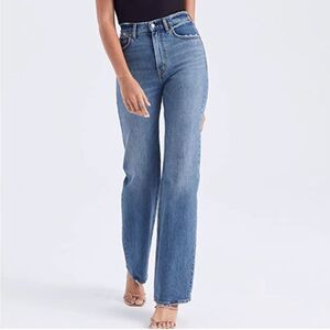 Abercrombie & Fitch Women's Straight Leg Jeans in Medium Blue